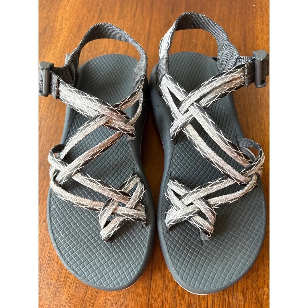 Chaco Z Cloud 2 Womens Sz 7 Strappy Sport Sandals Gray Patterned Toe Loop Hiking